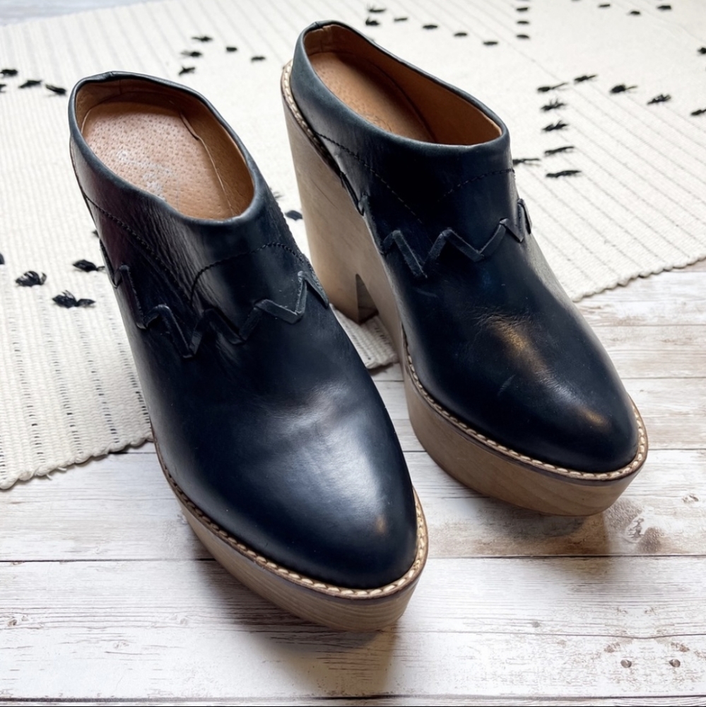 Free People Chance Leather Platform Clog Black Brown Size 39 / 9